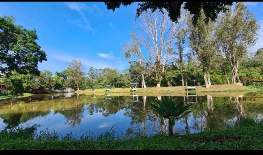 Atibaia Chales Encantador 1, 2 E 3 ภายนอก รูปภาพ